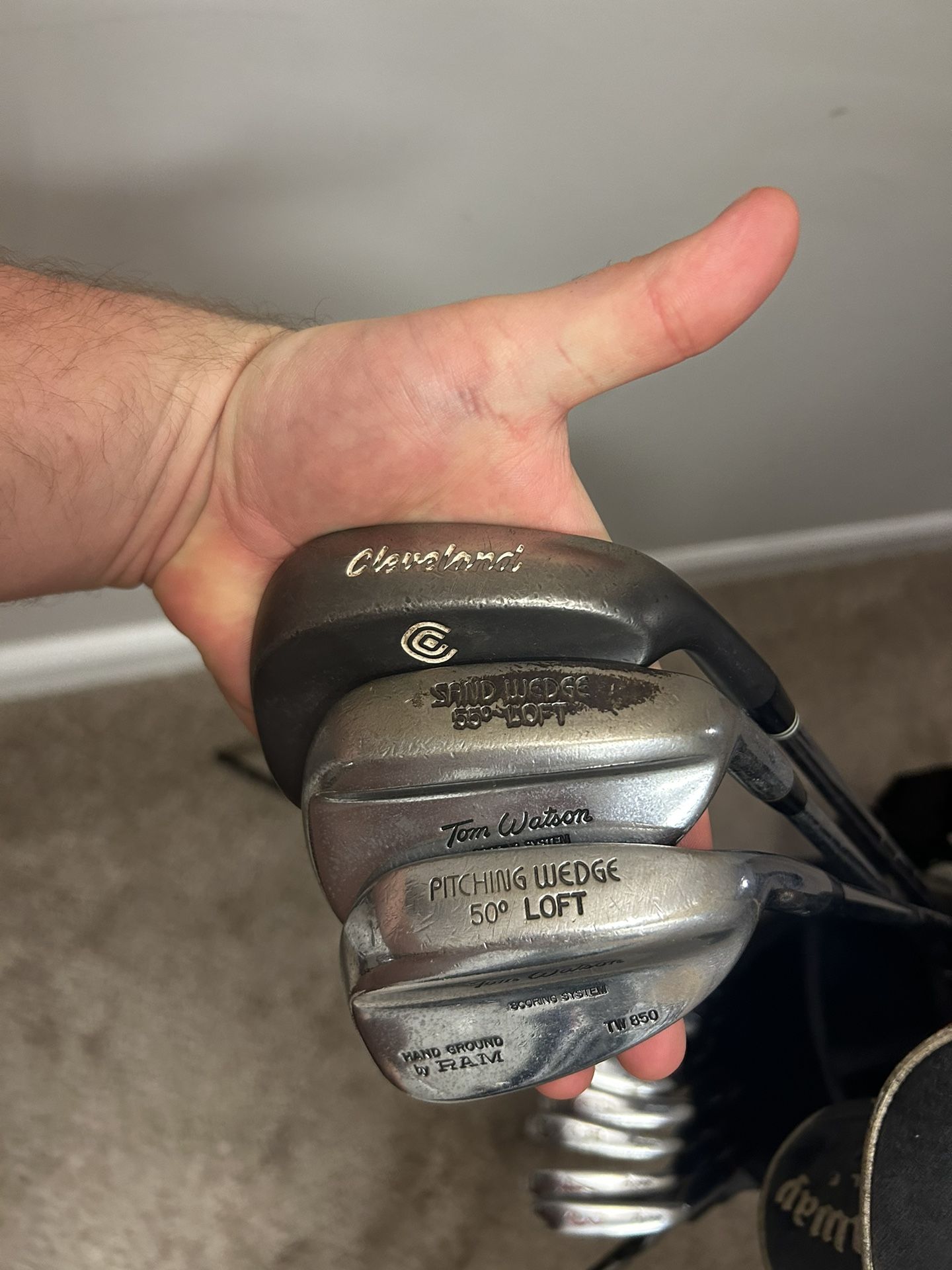 3 Golf Wedges
