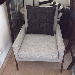 Accent Chair Light Gray.