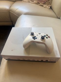Your item is a white Xbox One S (Model 1681) with one controller.