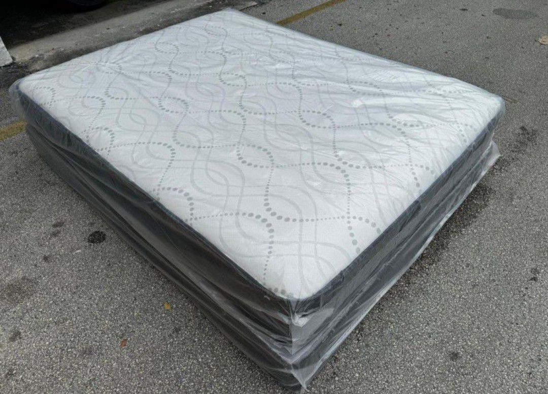 Queen Size Mattress Regular with Box springs New Mattresses For Sale 