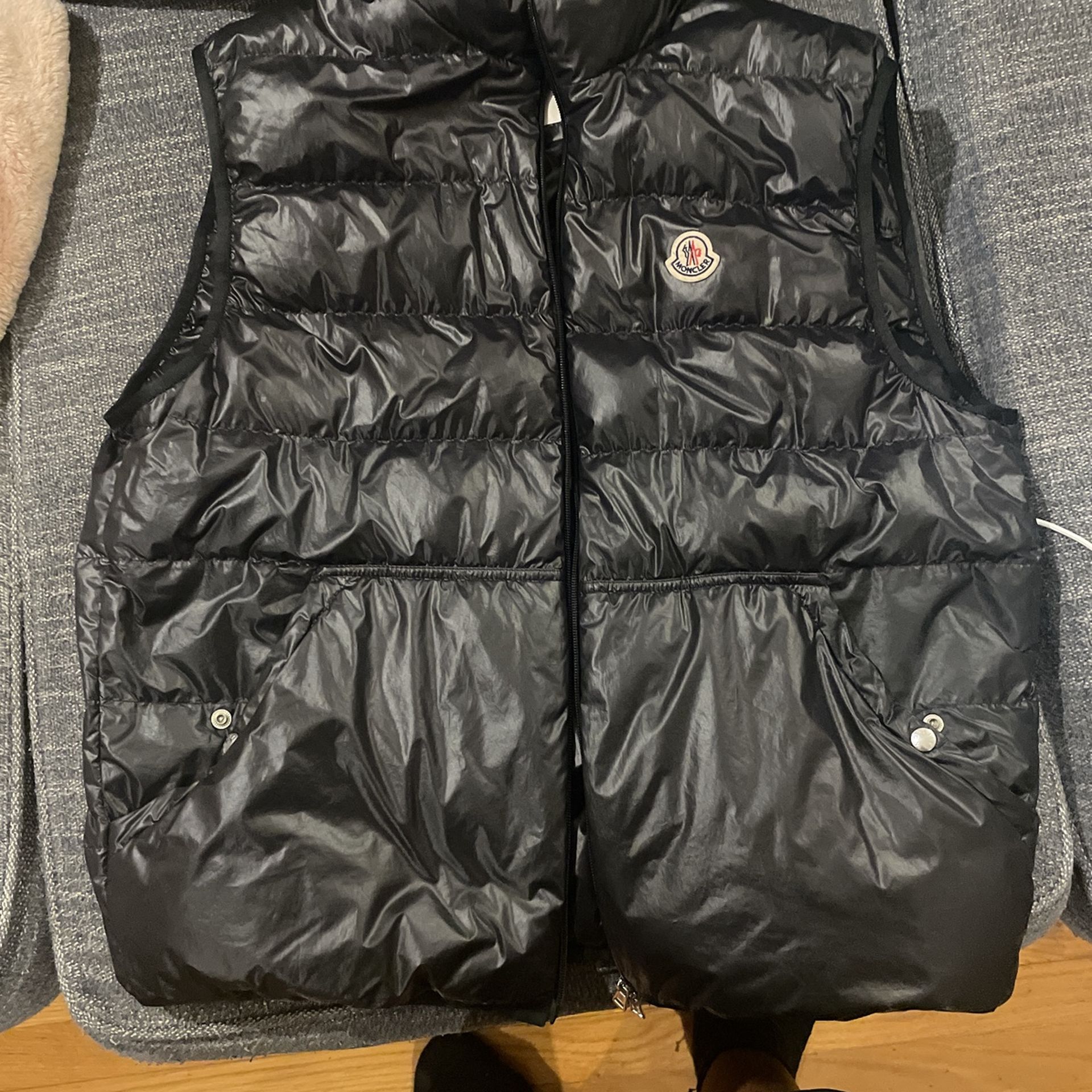 Moncler Aube Down Gilet Vest Slim Fit Size 7