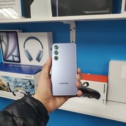 📱 Samsung Galaxy S24 Deal of the Year – From $279 or Just $1 Down! 🔥