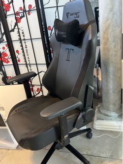 Secretlab TITAN Evo Gaming Chair