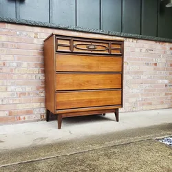 Mid Century Modern Bassett Walnut 4 Drawer Highboy Dresser Vintage