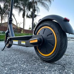 Electric scooter