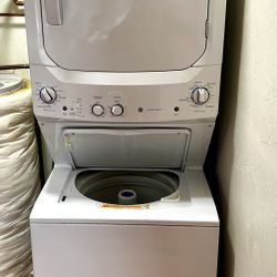 GE Stacked Washer Dryer 