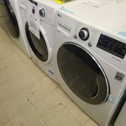 24" Washer And Dyer set New