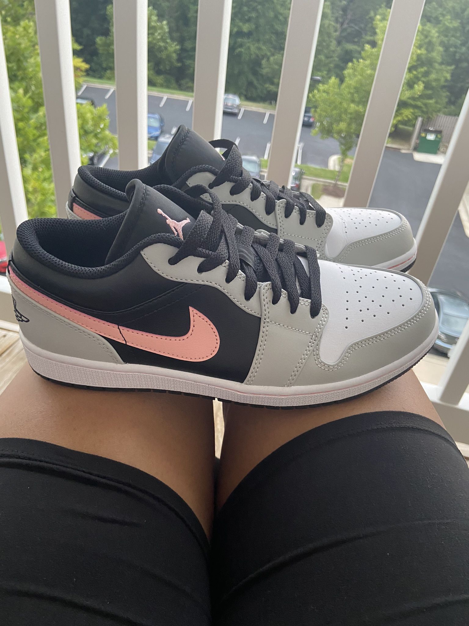 Air Jordan 1’s Grey Fog Bleached Coral