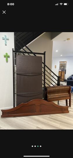Vintage Twin Day Bed