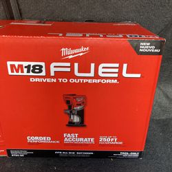 Milwaukee, M18 Fuel  Router