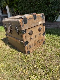 Antique 19th-Century Steamer Cabin Trunk – "S.S.R. New York" with 1911 Travel History