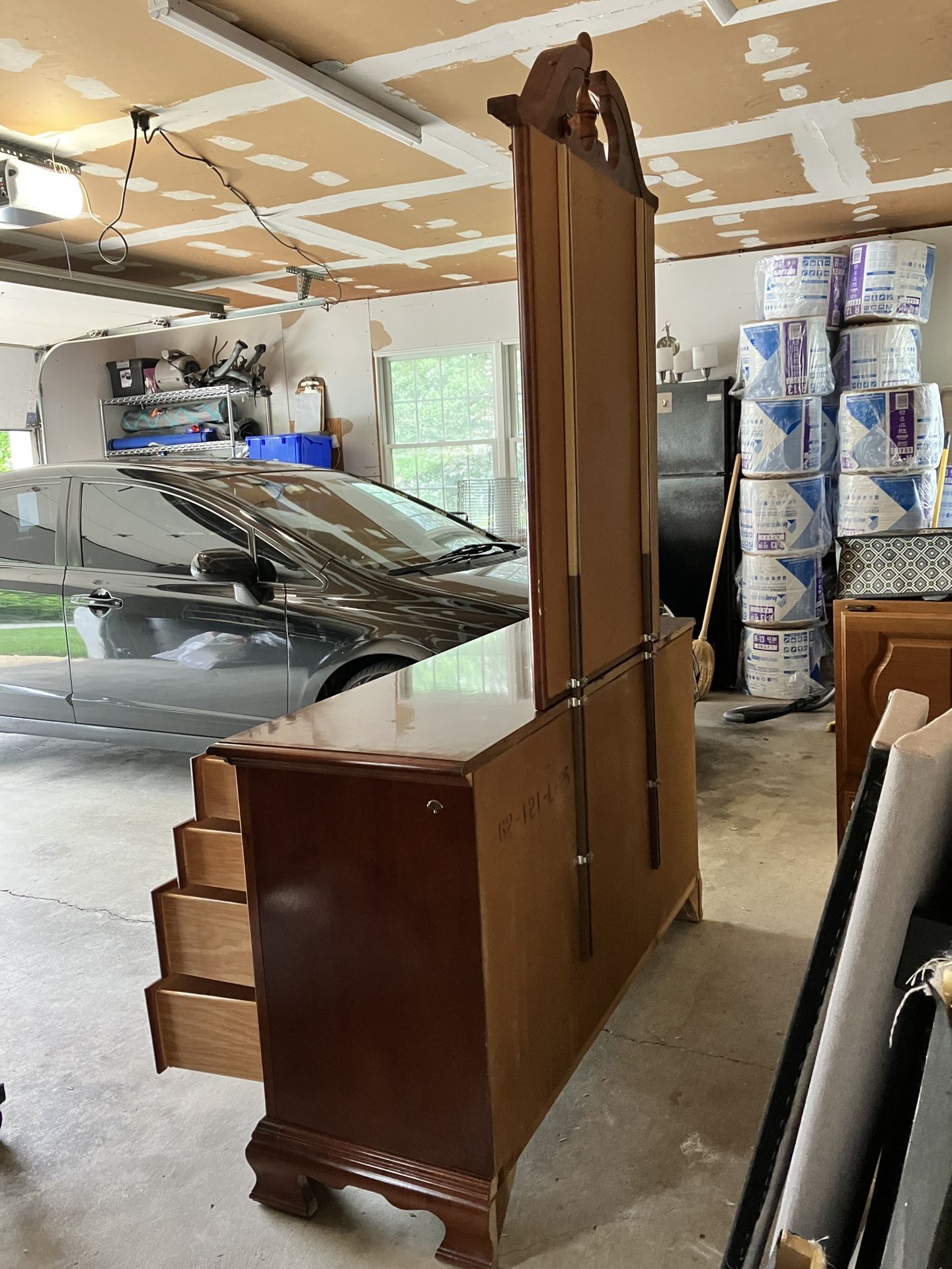 Dresser with Mirror 