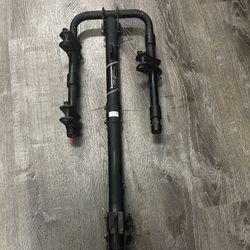  Hollywood  three bike Hitch  Rack  for Sale   in good condition Fits 2 Inch Receiver  
