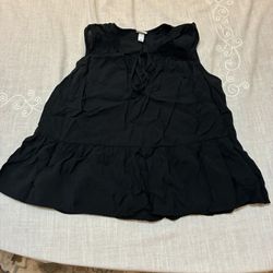 A New Day Women’s Size Large Black Sleeveless Tiered Blouse