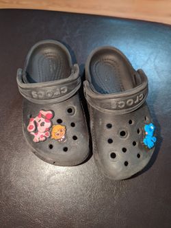 Toddler Crocs Size 7