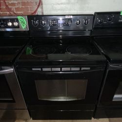 Black Samsung Glasstop Stove 