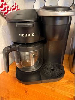 Keurig 12 Cup n Single Serving Coffee Machine
