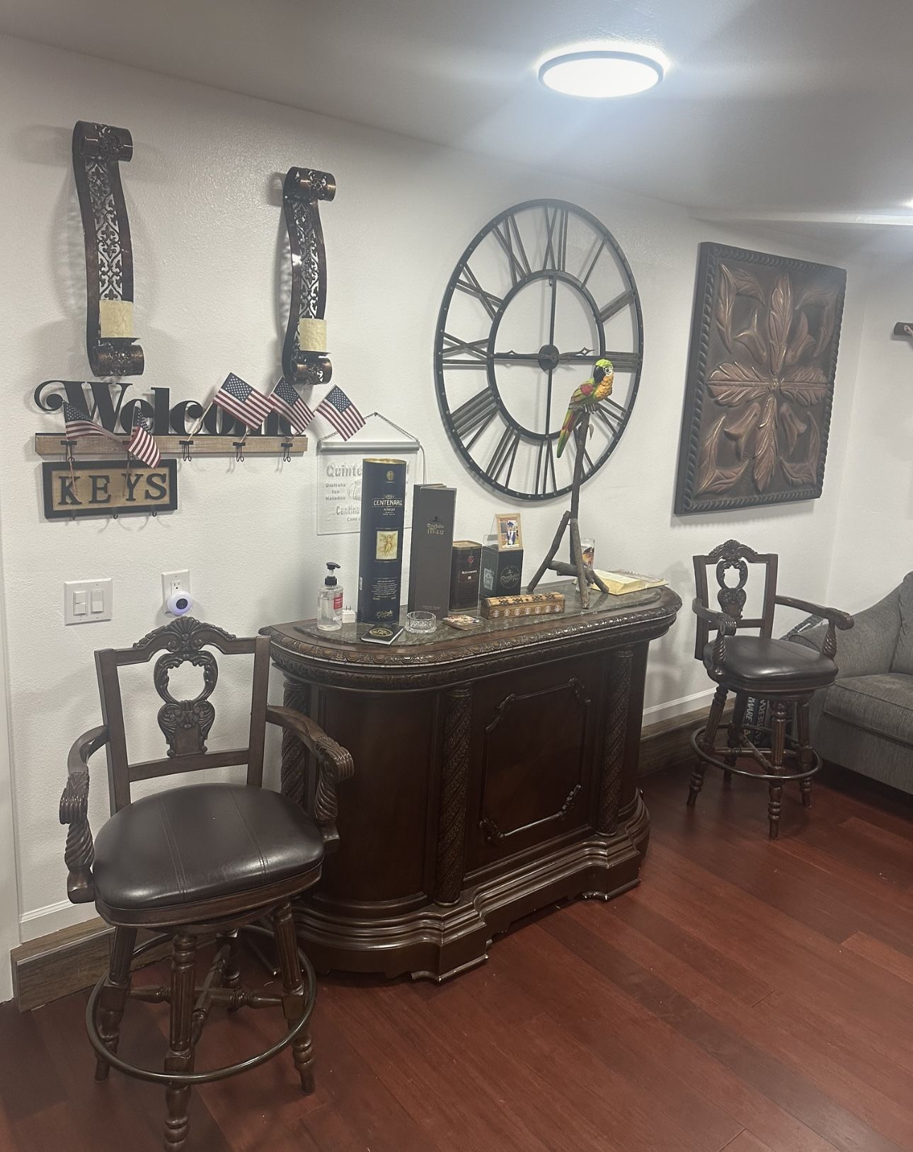 Bar Set With 2 Stools