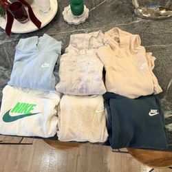 Nike Hooded Youth Sweatshirt 