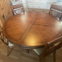 Dinning Table