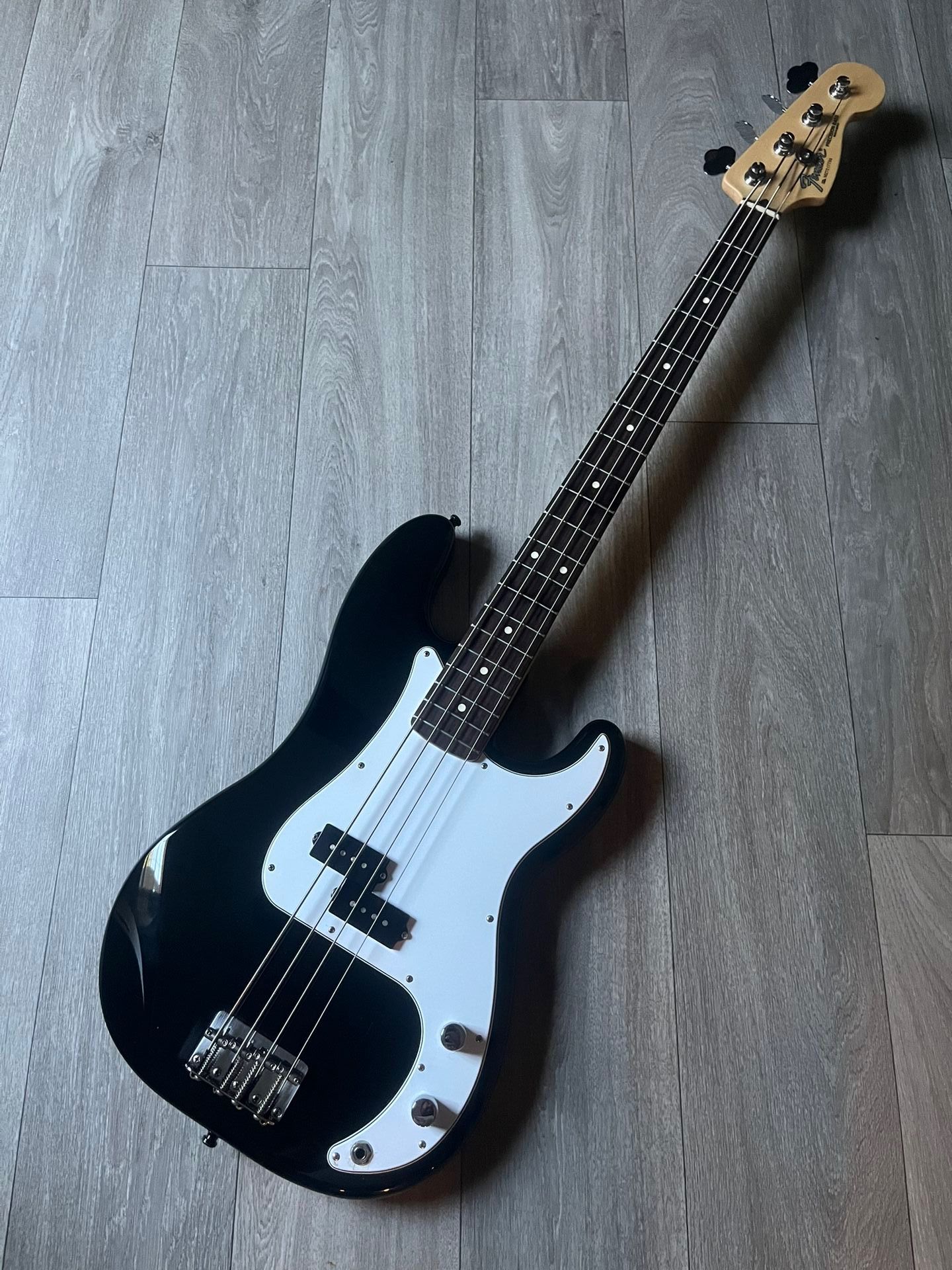 Fender Precision P Bass Guitar 2007