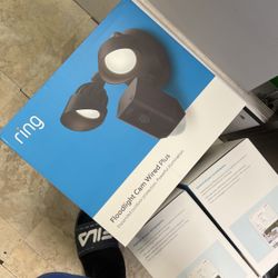 Ring Floodlight Can Wired Plus  Sealed New 