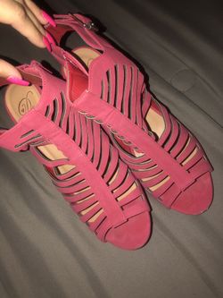 Size 10 heels ,red