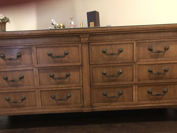 Vintage Thomasville Dresser Glass Top Excellent Condition Bedroom Vintage Thomasville Dresser Glass Top Excellent Condition Bedroom Furniture For In Pompano Beach Fl Offerup
