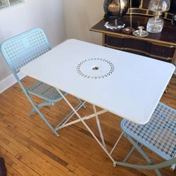 Vintage Folding Patio Table And Chairs