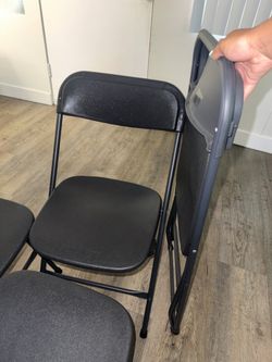 4 Folding chairs