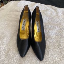 Vintage Italian Escada Rhinestone Heels Size 8B