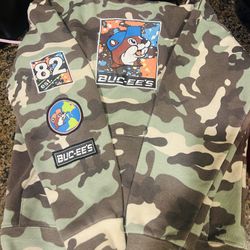 Buc-ee's large Hoodie (Jr Size) 