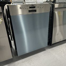 New Stainless Steel 24" Bosch Dishwasher 