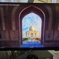 LG 32Gn650 - 32" Qhd Monitor.  Dell, Samsung, Apple, Lenovo, Viewsonic, Acer, Rtx, Microsoft, Asus, Msi, Gaming
