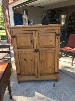 Pine armoire