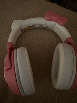 Razer X Hello kitty & Friends Headphones