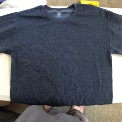 NEW - Men’s Small Sweatshirt (S 34-36)