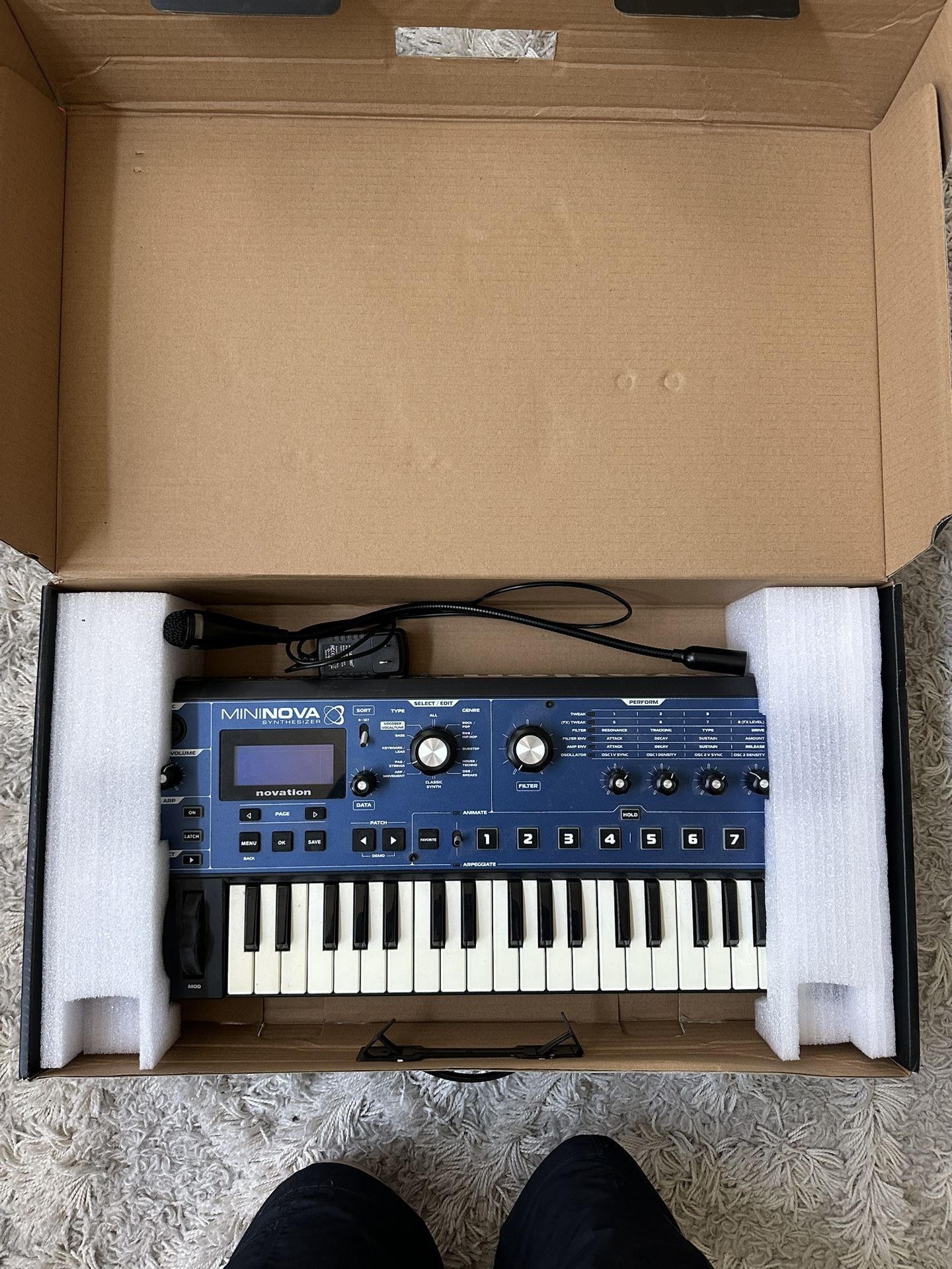 Novation MiniNova vocoder Synth