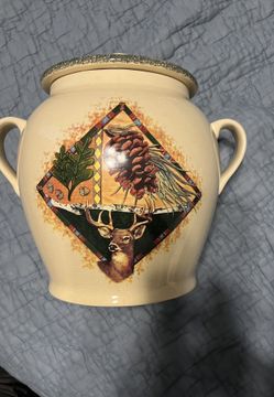 Home & Garden Party Stoneware Cookie Jar 