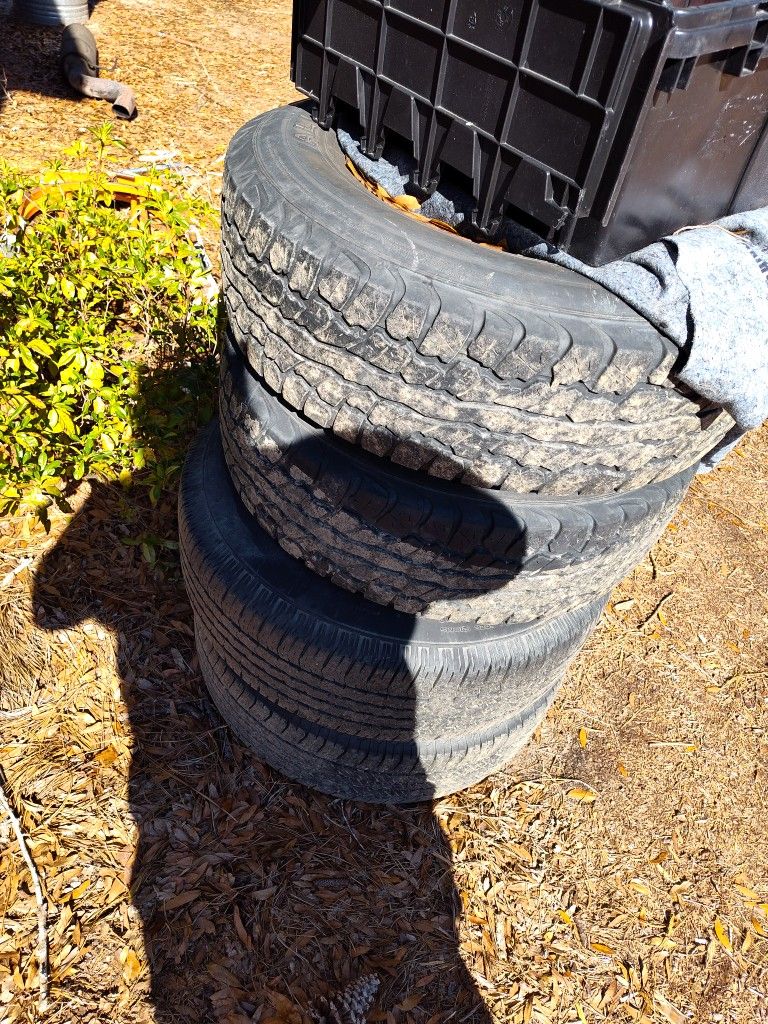 Ford Expedition/F150 Rims And Tires