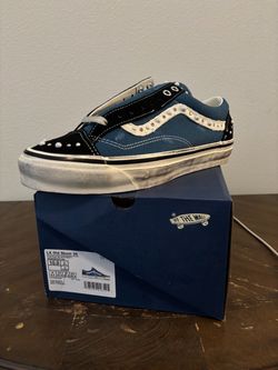Pearlized vans Lx old skool