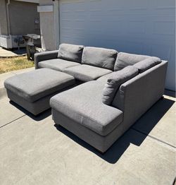 Gray Sectional Couch with Ottoman
