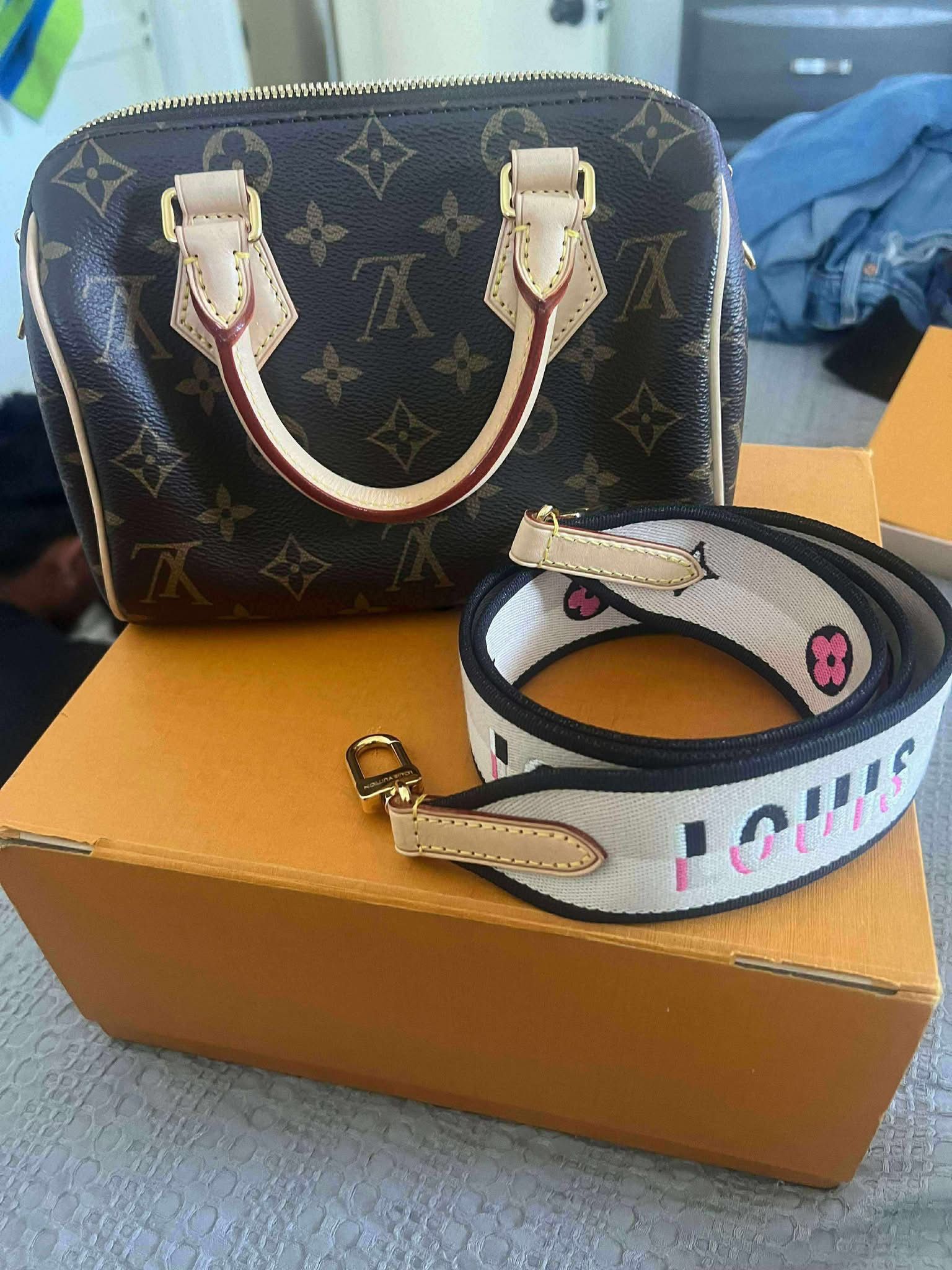 Authentic Louis Vuitton Speedy