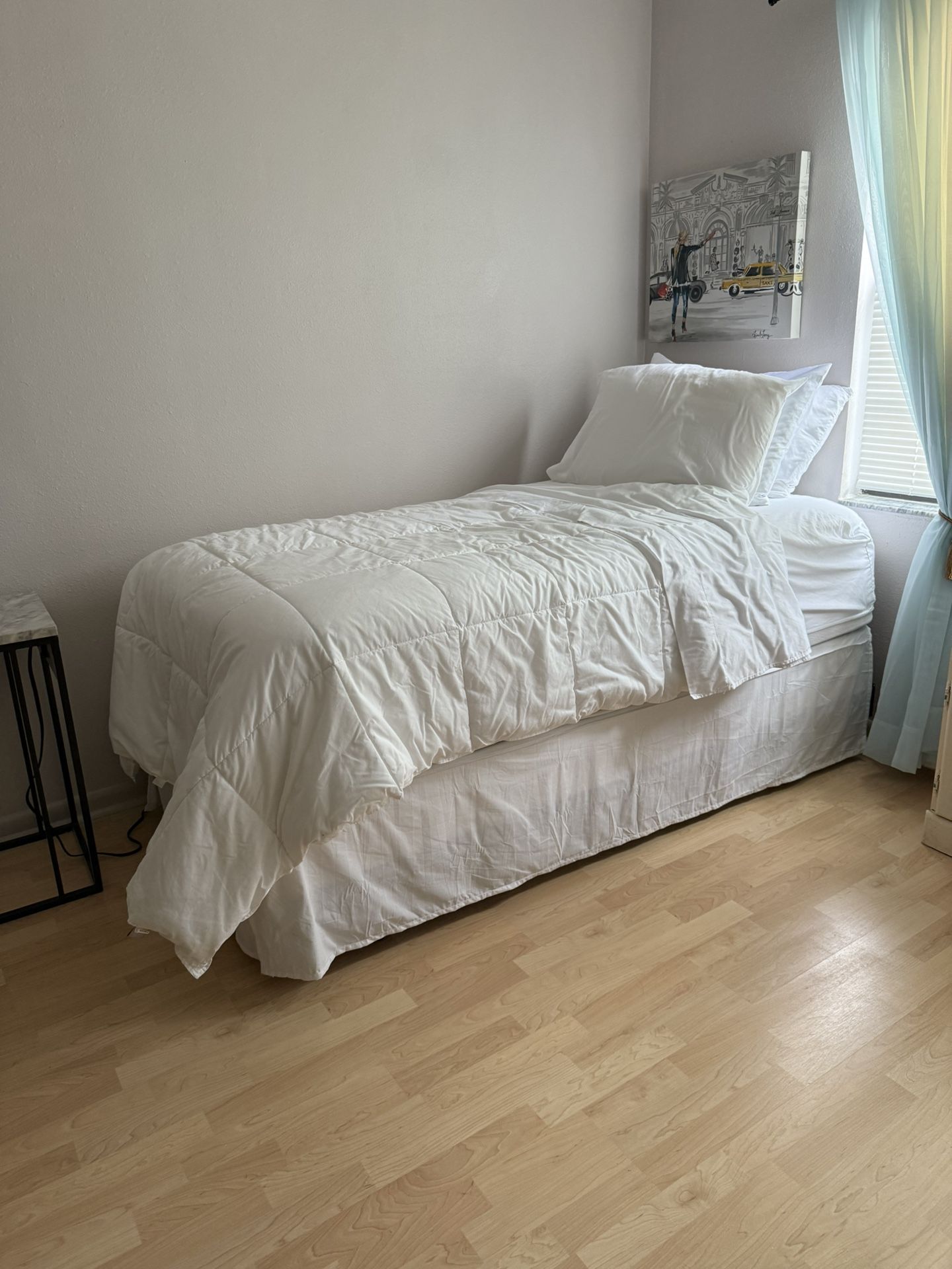 2 Twin Beds For Sale