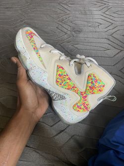 Lebron 13 Fruity Pebbles 