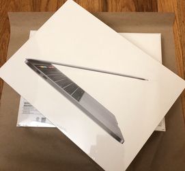 Brandnew MacBook Pro 13” Touch Bar (mid 2019)