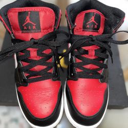 Air Jordan 1 Mid (GS)