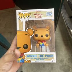 Winnie The Pooh Pop 252
