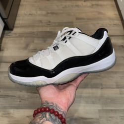 Jordan 11 Low 