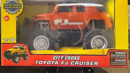 Toyota FJ cruiser 1:16 model car